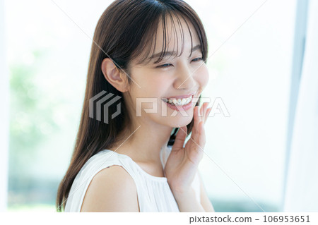 美女 106953651