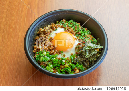 台式什錦飯 106954028