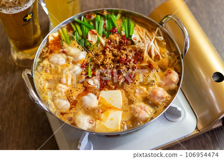 Taiwanese giblet hotpot 106954474