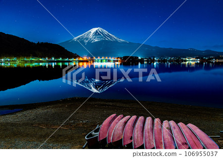 富士山、夜景~河口湖~ 富士山、夜景~河口湖~ 106955037