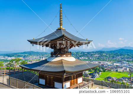岡山縣津山市長法寺多寶塔 岡山縣津山市長法寺多寶塔 106955101