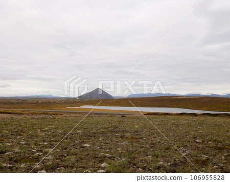 Iceland Summer Mývatn Mountain Vindbelgur Vindbelgjarfjall Iceland Summer Mývatn Mountain Vindbelgur Vindbelgjarfjall 106955828