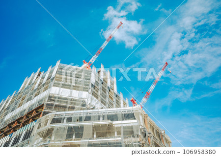 Large-scale construction site crane and blue sky Takanawa Gateway 2023.09 e-5 Film style Large-scale construction site crane and blue sky Takanawa Gateway 2023.09 e-5 Film style 106958380
