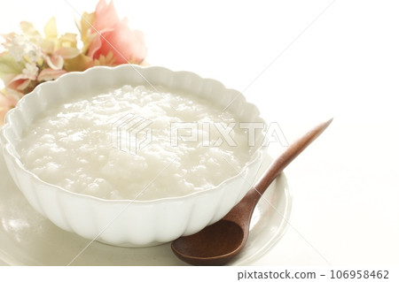 white porridge breakfast white porridge breakfast 106958462