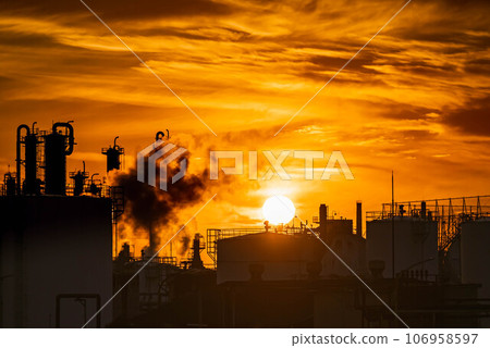 Beautiful sunset over the factory Beautiful sunset over the factory 106958597