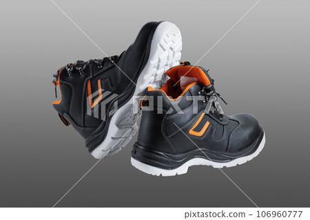 Protective safety shoes. 106960777