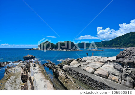 高知縣、土佐清水、足折岬、龍串海岸、足折海洋博物館、足折海底博物館和海岸 高知縣、土佐清水、足折岬、龍串海岸、足折海洋博物館、足折海底博物館和海岸 106960818