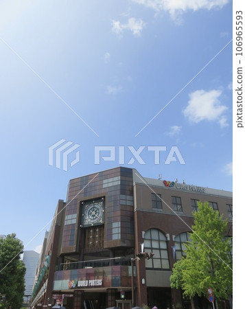 Blue sky and Yokohama World Porters Blue sky and Yokohama World Porters 106965593