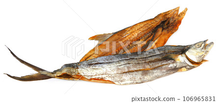 Dry tuna fish 106965831
