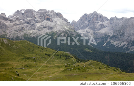 Dolomites Italy, close-up of the mountains 106966503