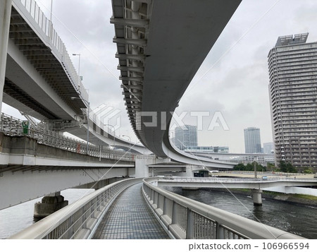 Rainbow Bridge (Odaiba side) Rainbow Bridge (Odaiba side) 106966594