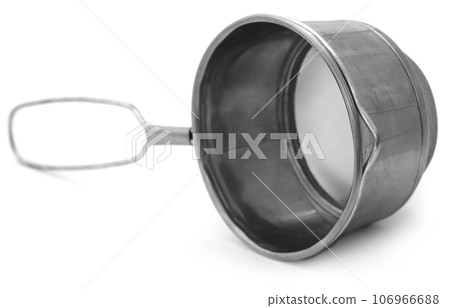 Steel made tea stainer 106966688