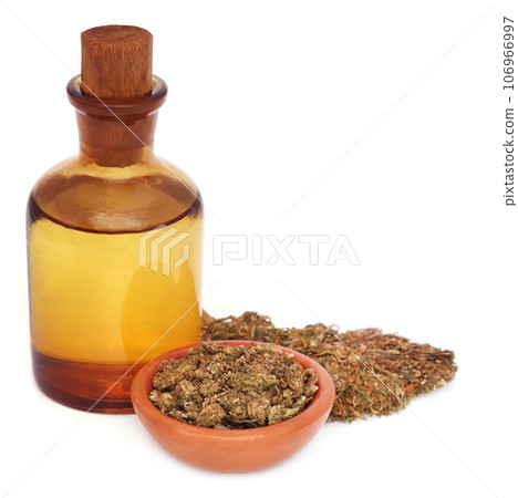 Medicinal cannabis with extract oil 106966997