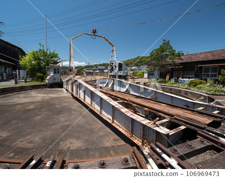Turntable at Tenryu Futamata Station 106969473