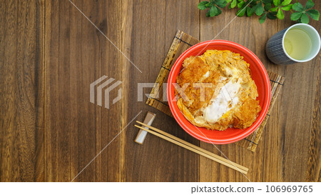 Image of take-out katsudon in a disposable container Image of take-out katsudon in a disposable container 106969765
