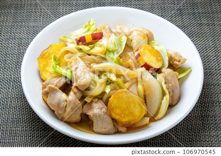 Koguma Dakgalbi (Sweet Potato Dakgalbi). Koguma Dakgalbi (Sweet Potato Dakgalbi). 106970545