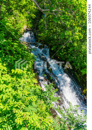 (Hokkaido) Utoro three-tiered waterfall (Hokkaido) Utoro three-tiered waterfall 106974244