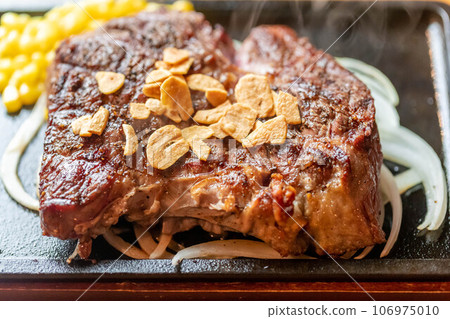 Beef steak 106975010