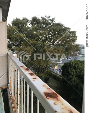 陽台生鏽了 陽台生鏽了 106975866