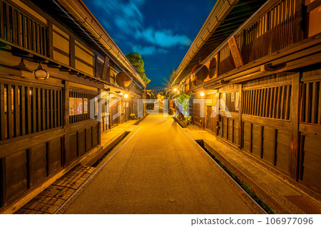 Gifu Hida Takayama townscape night view 106977096
