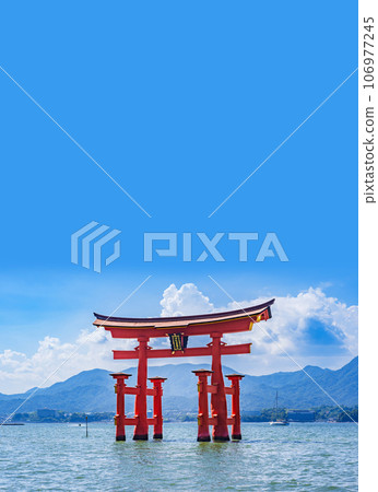 廣島宮島嚴島神社的夏日大鳥居【廣島旅遊形象】 106977245