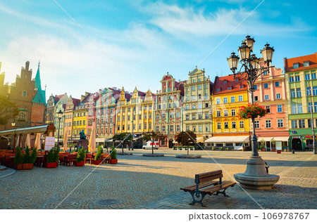 Houses on the Market Square 106978767