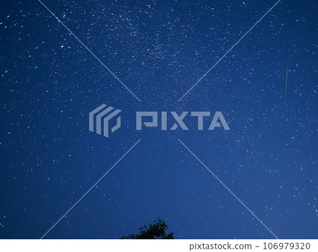 Shiga, Perseid meteor shower in Higashi-Omi Shiga, Perseid meteor shower in Higashi-Omi 106979320