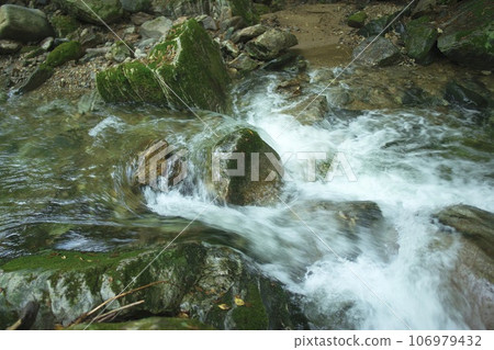 花園谷的水流 106979432