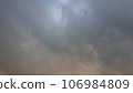 颱風來臨前，天空被雨雲覆蓋 106984809