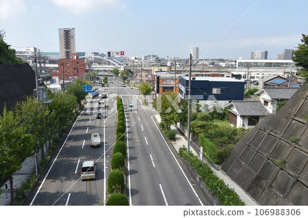 從招財貓街北山橋眺望名鐵常滑站 從招財貓街北山橋眺望名鐵常滑站 106988306