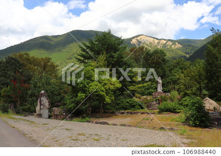 紀雲城遺址及紀雲山土石流遺跡（岐阜縣白河村） 106988440