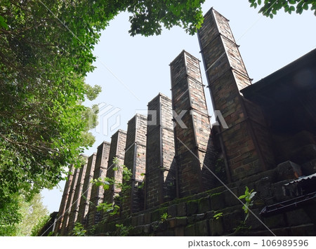 Climbing kiln 10 chimneys 106989596