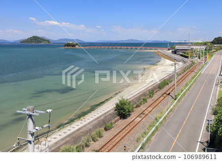 Tsushima Shrine, a guardian deity for children floating on the JR Yosan Line that runs through Setouchi and Mino-cho, Mitoyo City, Kagawa Prefecture 106989611