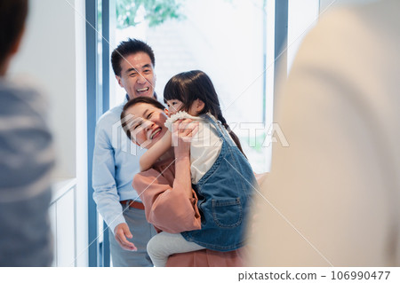 Grandparents visiting their grandchildren's homes Grandparents visiting their grandchildren's homes 106990477