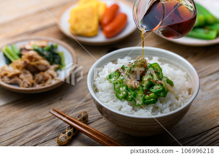 Standard okra dishes Okura rice Melty and delicious Okra (Standard summer vegetable Okra) 106996218