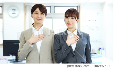 能感受到真誠的前輩和後輩的形象 106997502