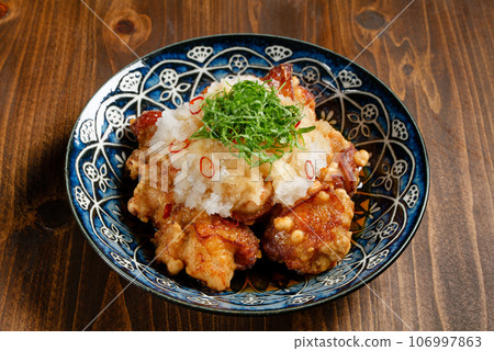 Zangi with grated ponzu sauce 106997863