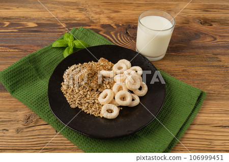 Cereal Rings Isolated, Breakfast Rice Loops, Corn Cereals Snack 106999451