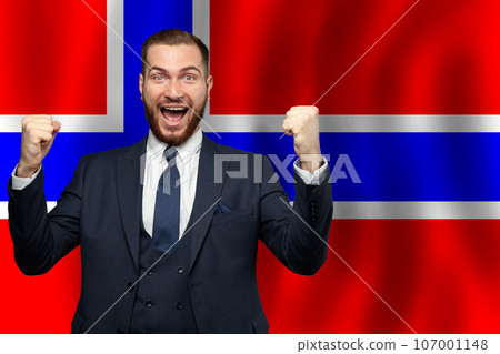 Norwegian happy businessman on the background of flag of Norway Business, education, degree  107001148