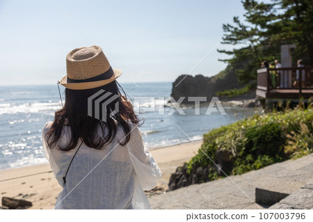 一個女人看著宇野岬 107003796