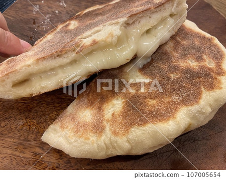 Indian cheese naan 107005654