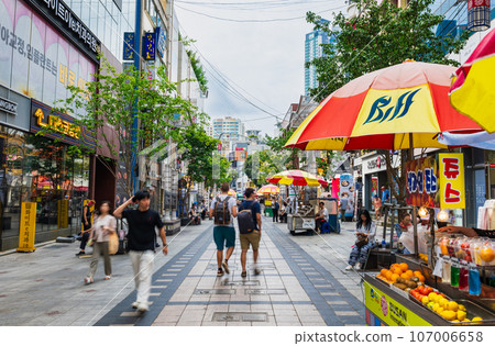 Busan BIFF Square *Partial soft focus 107006658