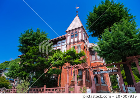 Kobe City, Hyogo Prefecture Weathervane House 107007939