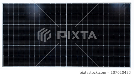 One solar panel frame 107010453