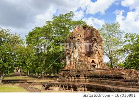 Khmer-style towers of the ancient city of Si Thep, a World Heritage Site (Phetchabun Province, Thailand) Khmer-style towers of the ancient city of Si Thep, a World Heritage Site (Phetchabun Province, Thailand) 107010991