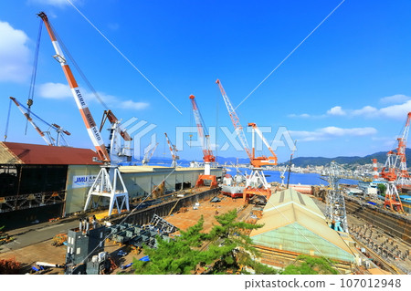 [Hiroshima Prefecture] Seen from the historical hill (construction dock of Battleship Yamato) 107012948