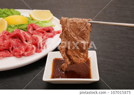 Beef grilled meat 107015875