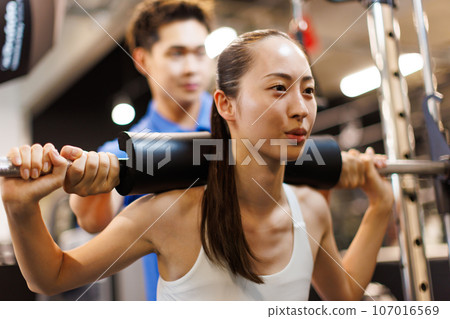 健身教練 107016569