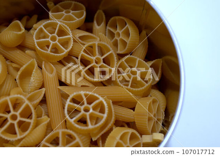 Dried pasta material Dried pasta material 107017712