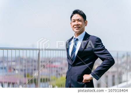 商人在當地城市、鄉村、地區、移民、鄉村生活、鄉村移民 商人在當地城市、鄉村、地區、移民、鄉村生活、鄉村移民 107018404